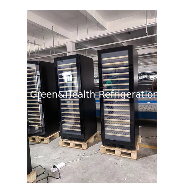 Single / Double Door Beech Kayu Rak Kaca Pintu Red Wine Storage Freezer