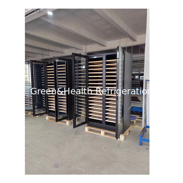 Cooler anggur suhu dua zona dengan rak kayu beech dan kapasitas botol 316 untuk penggunaan komersial